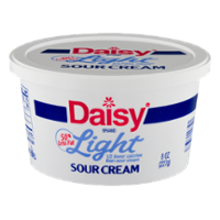 Daisy Light Sour Cream 8oz Tub